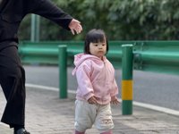 <h4>'IMG_E0827.JPG' 2000 x 1500 | iPhone 16 Pro | 2024-11-30 11:35:37</h4>